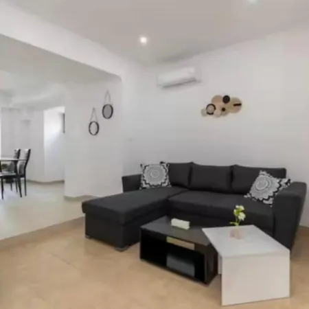 Andria's House 1 Sykia