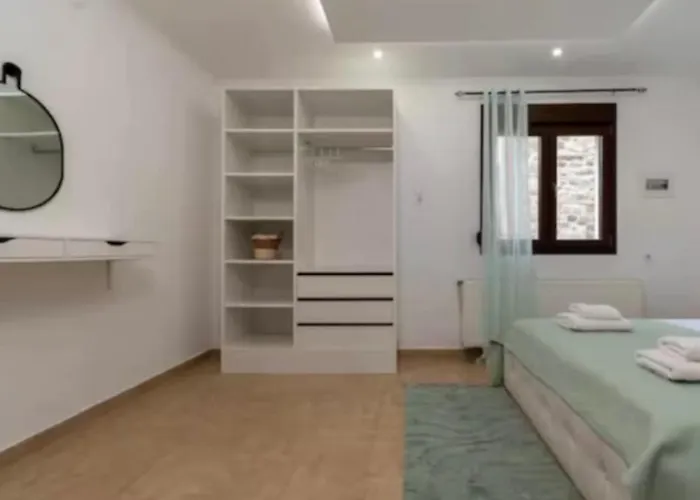 Andria's House 1 *